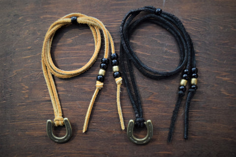 Horse Shoe Necklace（幸運のシンボル『馬蹄』ネックレス）